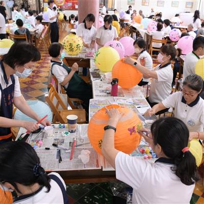 大香山天和道場 萬家燈火齊家共耀-點亮心燈與母相印