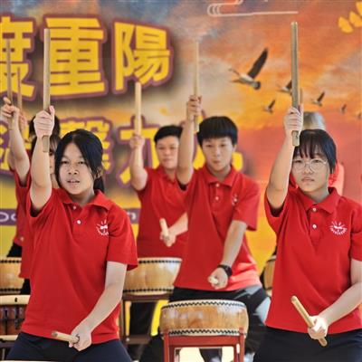 德潤九九慶長青  鼓樂齊鳴耀人心 天律道場歡慶重陽溫馨九九 敬老活動